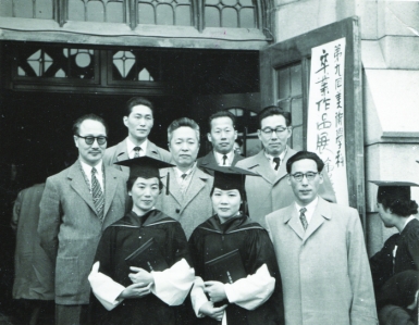 작품 썸네일
